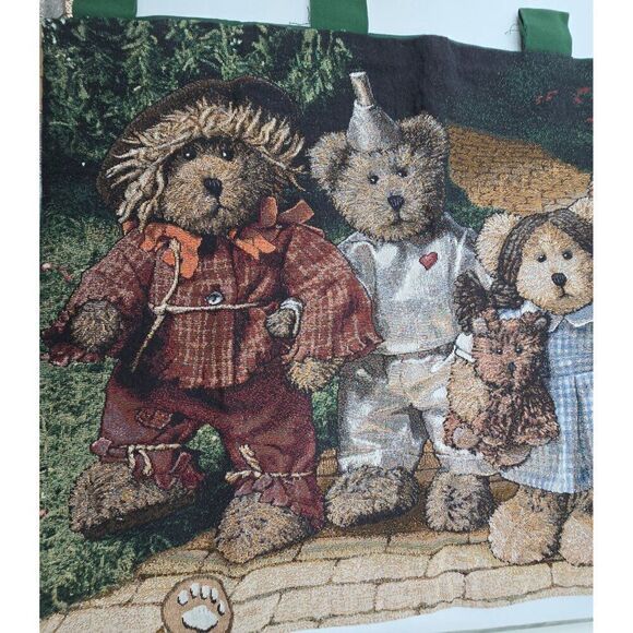 Wizard Of Oz Bear Tapestry Wall Hanging W Green fabric backing  Loops for hangin - Picture 4 of 6